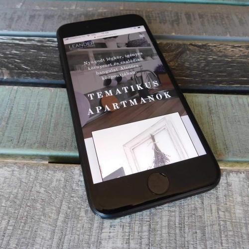 leander apartman balatoni honlapkészítés